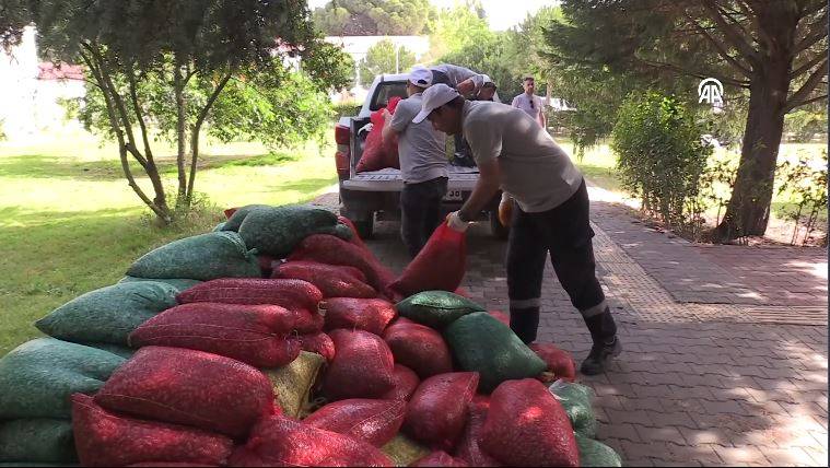 Kamyonette 100 çuval içinde 3 ton kum şırlanı ele geçirildi 13